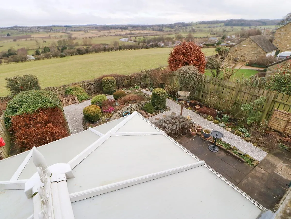 Kelda Garthr Tranquil Garden Villa Leyburn
